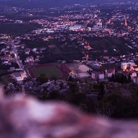 Zen Luxury アパート